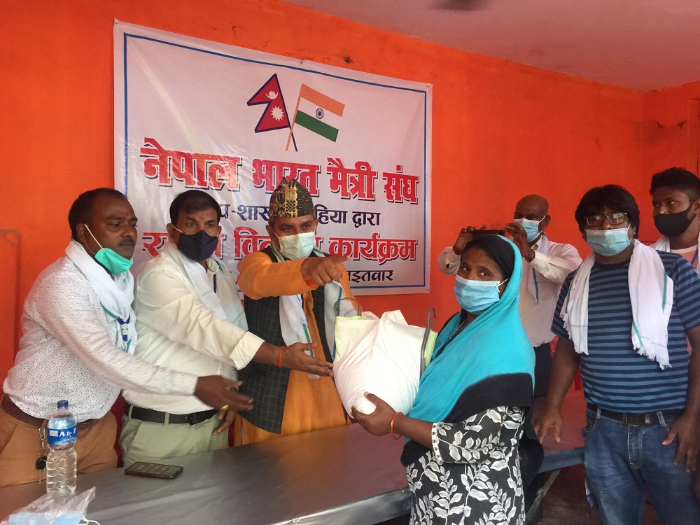 नेपाल–भारत मैत्री संघद्वारा राहत वितरण