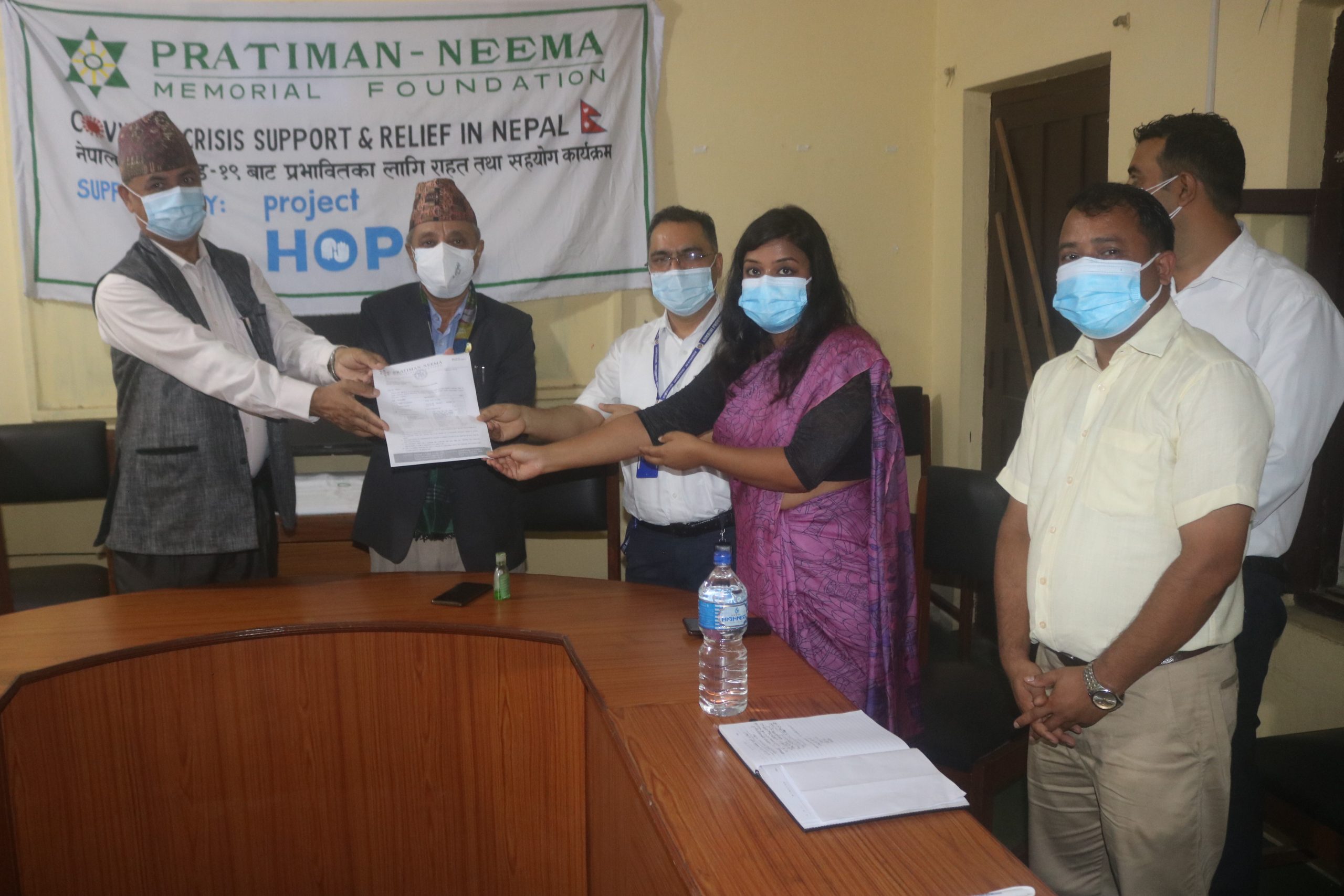 प्रतिमान–नीमा प्रतिष्ठानद्वारा १३ अस्पताललाई सहयोग