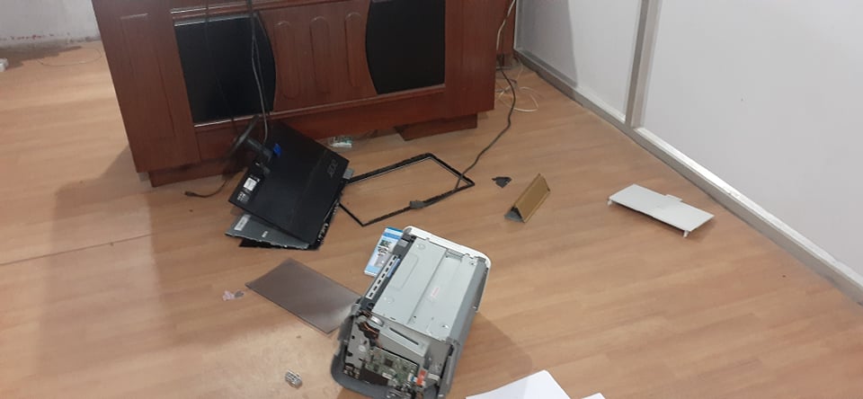 लुम्बिनी बाणिज्य क्याम्पसमा चार विद्यार्थी संगठनको नेतृत्वमा तोडफोड
