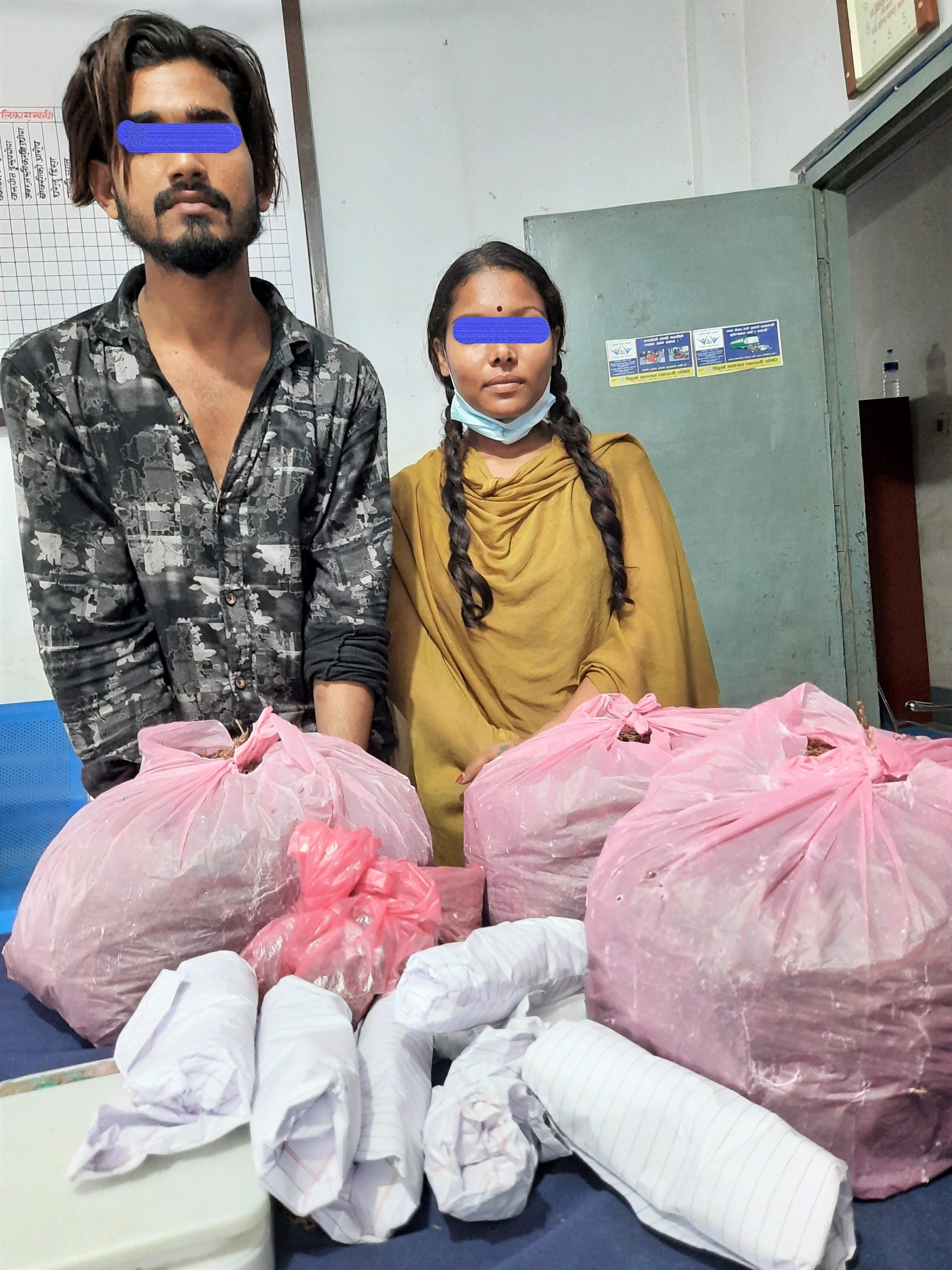 पाँच किलो लागुऔषधसहित दुई पक्राउ
