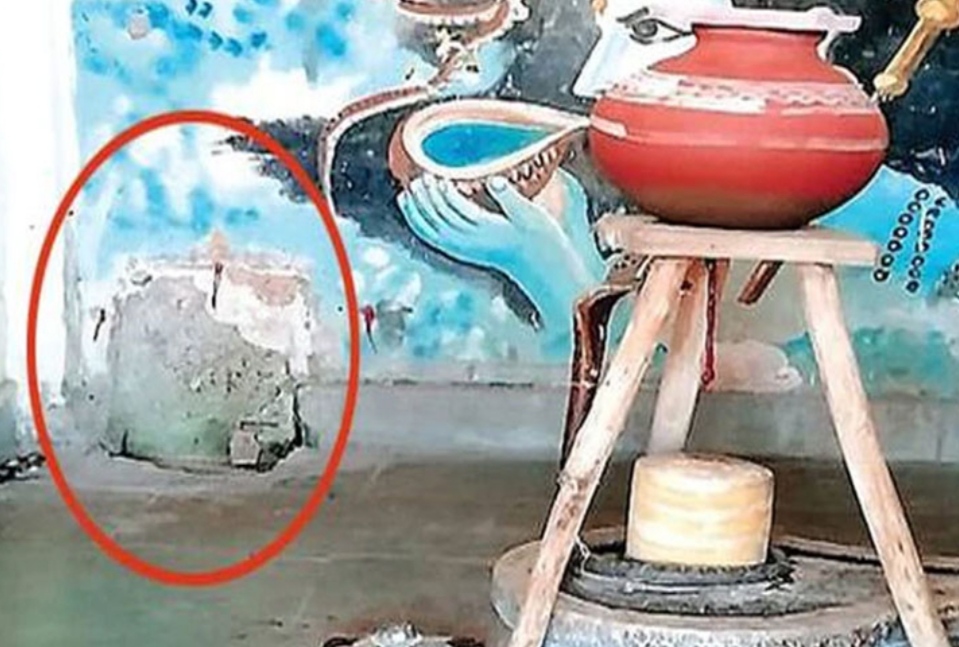 जहाँ कुमार केटाहरूले पार्वतीको मूर्ति चोर्छन्