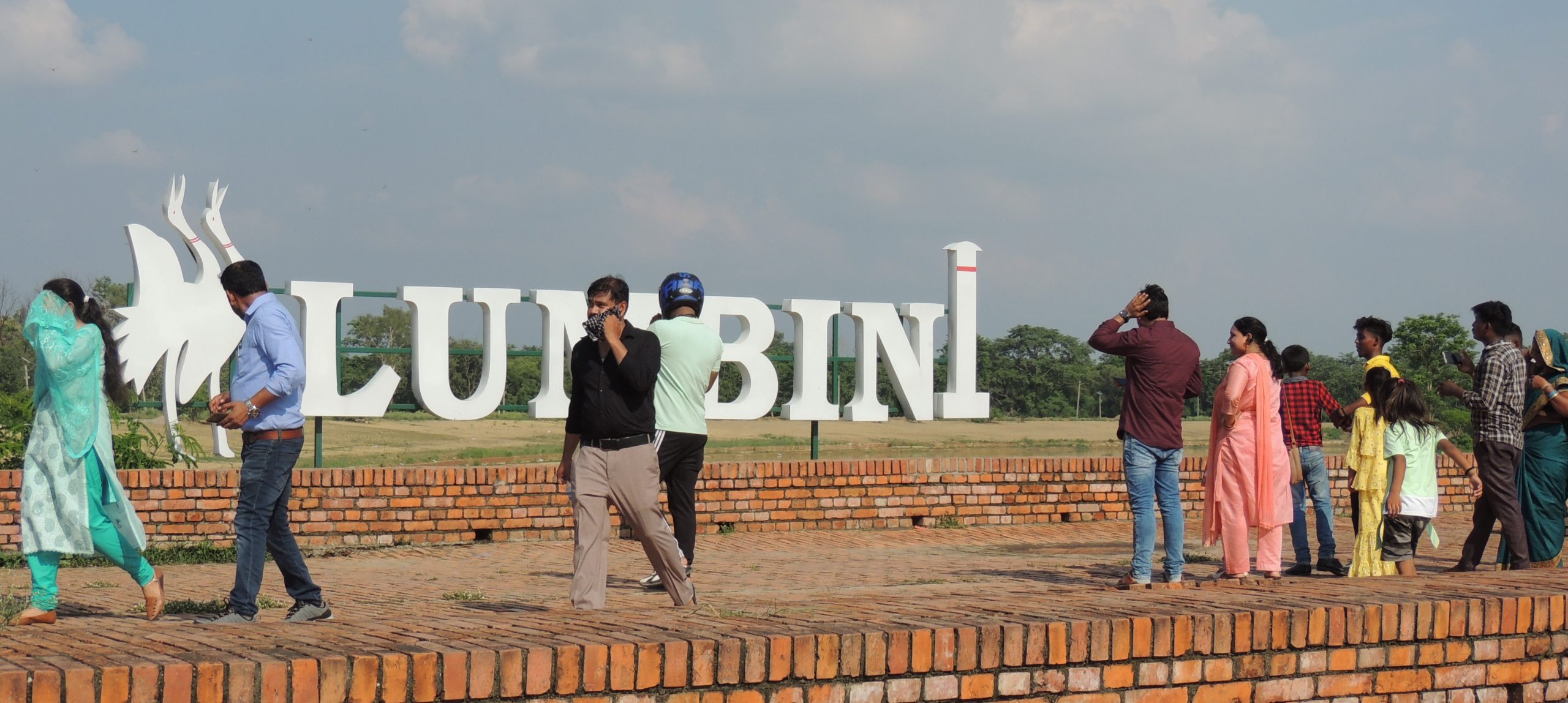 लुम्बिनीः पर्यटन केन्द्र