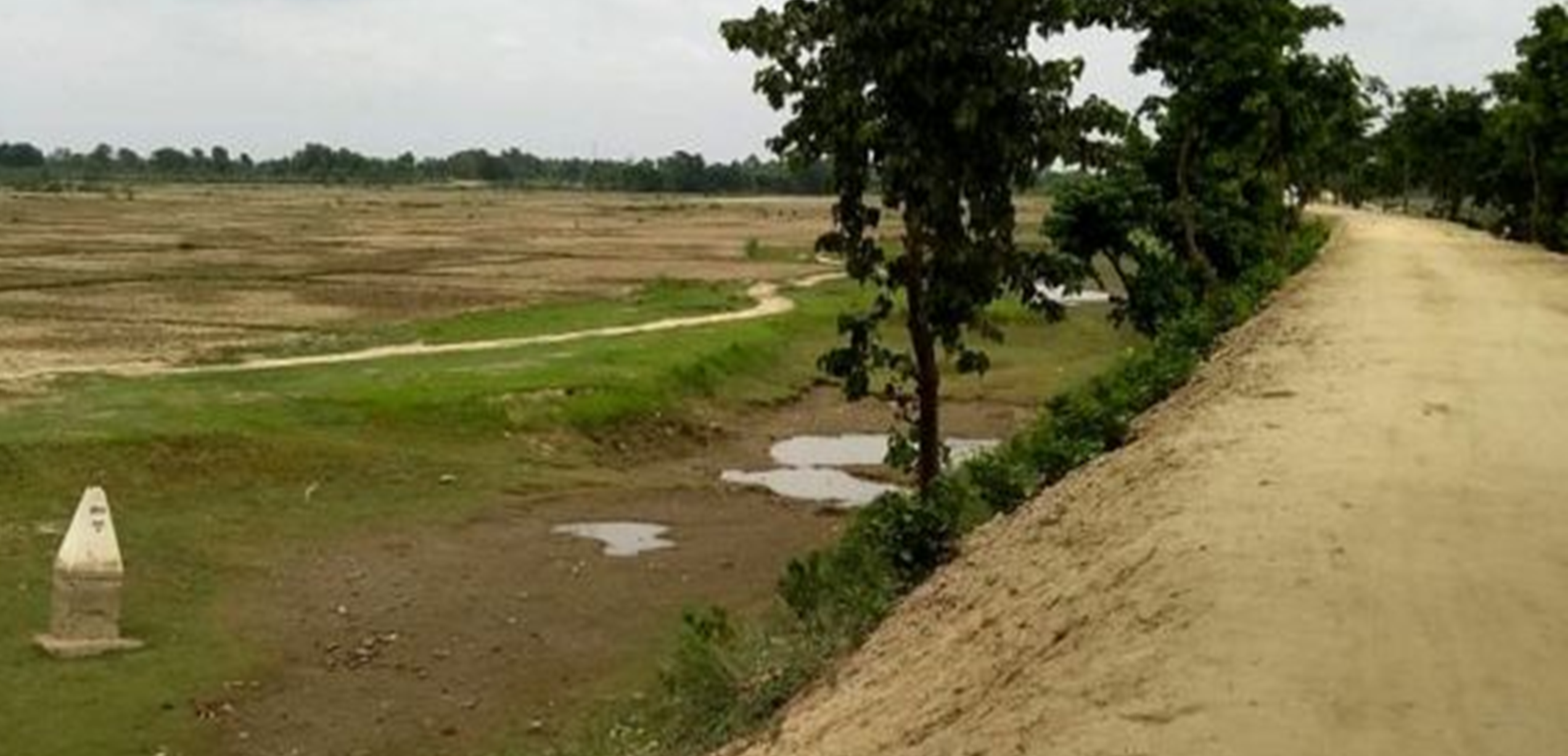 भारतले निर्माण गरेको सडकले बस्ती डुवानको जोखिमा
