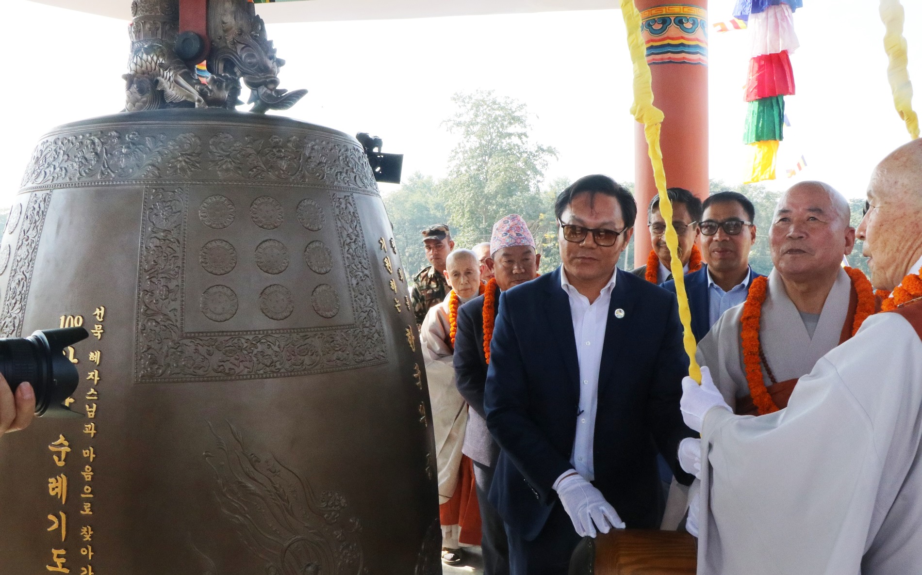 लुम्बिनीमा ‘शान्ति घन्टी’को उद्घाटन, बुद्धको सन्देश विश्वरभर फैलाउन मन्त्री किराँतीको आग्रह