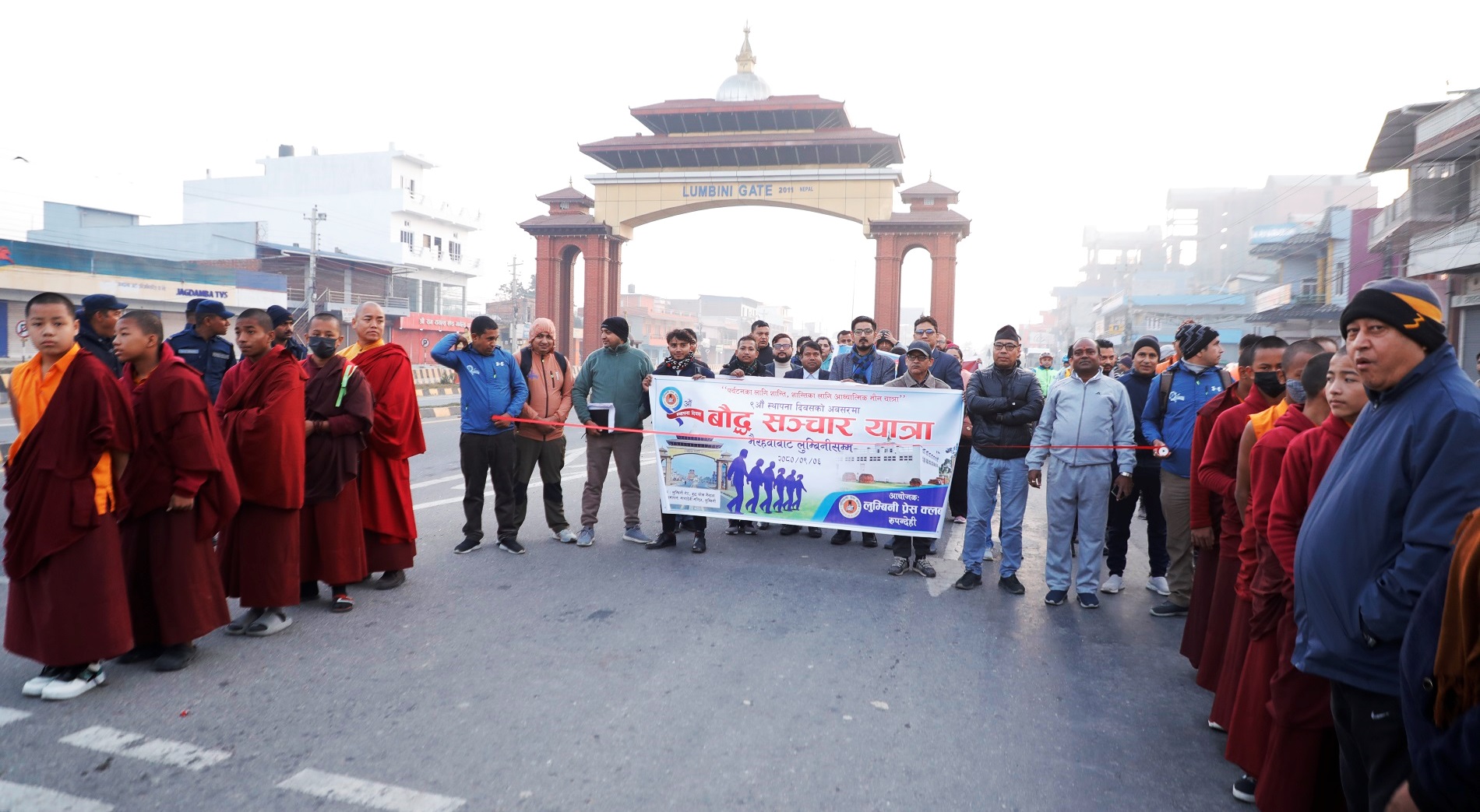 तस्बीरमा लुम्बिनी प्रेस क्लबको बौद्ध संचार यात्रा