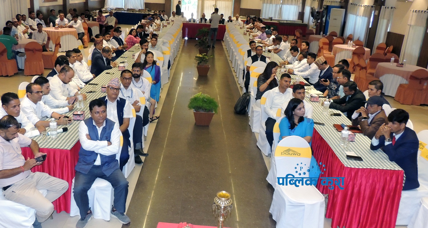 ‘कर्मचारीले जनताको मन जित्ने गरी काम गर्नुपर्छ’