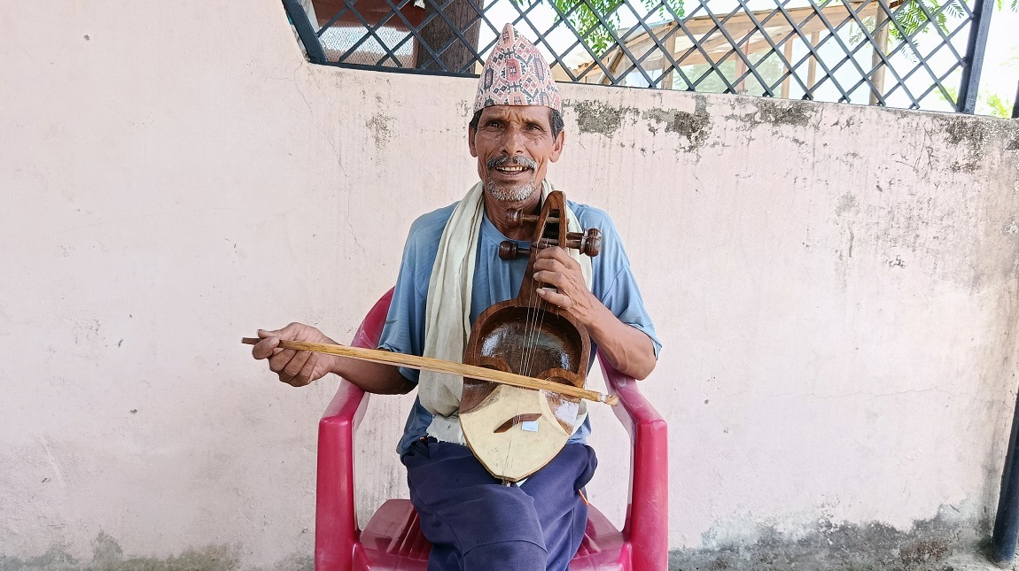 गन्धर्वको पुर्खौली पेशा जोगाउनै मुस्किल