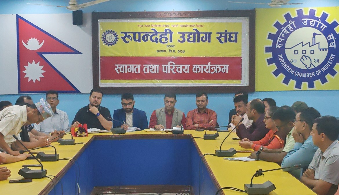 निजी क्षेत्रसँग सहकार्य गर्दै उद्योगमैत्री नीति ल्याउँछौँः सांसद खरेल