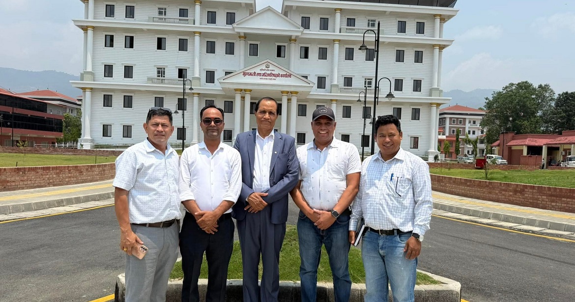 पर्यटन परिषदको कार्यालय रूपन्देहीबाट दाङ नसार्न दबाब