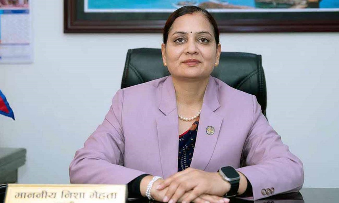 <p>स्वास्थ्य तथा खाद्य स्वच्छता मन्त्री निशा मेहताले सुर्तीजन्य पदार्थको सेवन त्याग्न आग्रह गरेकी छन् । ‘विश्व सुर्तीजन्य पदार्थरहित दिवस’ का सन्दर्भमा आज सन्देश जारी गर्दै उनले सुर्तीजन्य पदार्थको प्रयोगकर्ताहरूलाई आजैबाट यसलाई त्याग्न सङ्कल्पका लागि आग्रहसमेत गरिन् । सन्देशमा मन्त्री मेहताले भनेकी छन्, ‘सुर्तीजन्य पदार्थको लत त्याग्ने प्रयास सुरुमा कठिन हुन सक्छ, तर दृढ इच्छाशक्ति परिवारको…</p>
