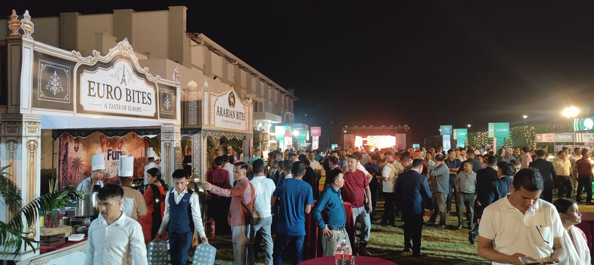 गर्मी छल्न र पर्यटक भुलाउन रूपन्देहीका होटलैपिच्छे अफर