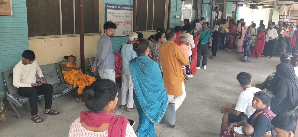 भीम अस्पतालमा चिकित्सकको कमीले बिरामी समस्यामा