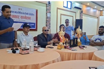 नेपाल र भारतका पत्रकारबीच आइतबार बिहान मैत्रीपूर्ण क्रिकेट
